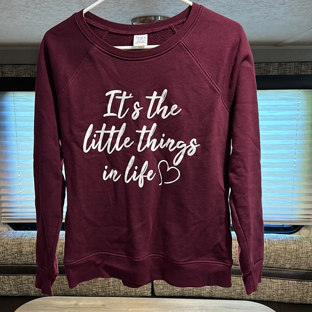 Sweatshirt